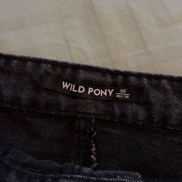 Wild Pony Black Mid Rise Mini Skirt with Asymmetric Hem - Picture 4 of 8